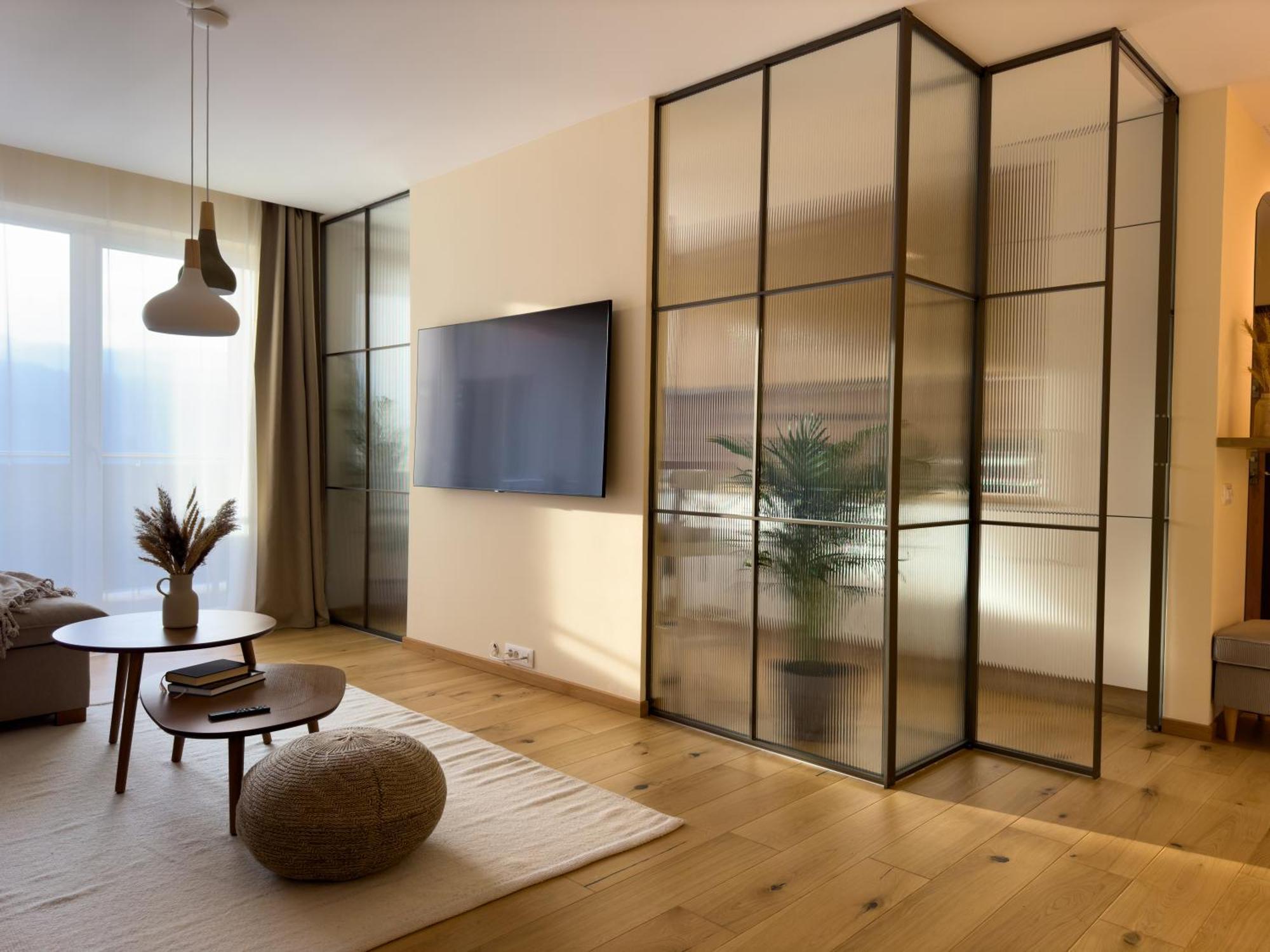 Apartament Cozy Elegant With Mountain Views & Parking *