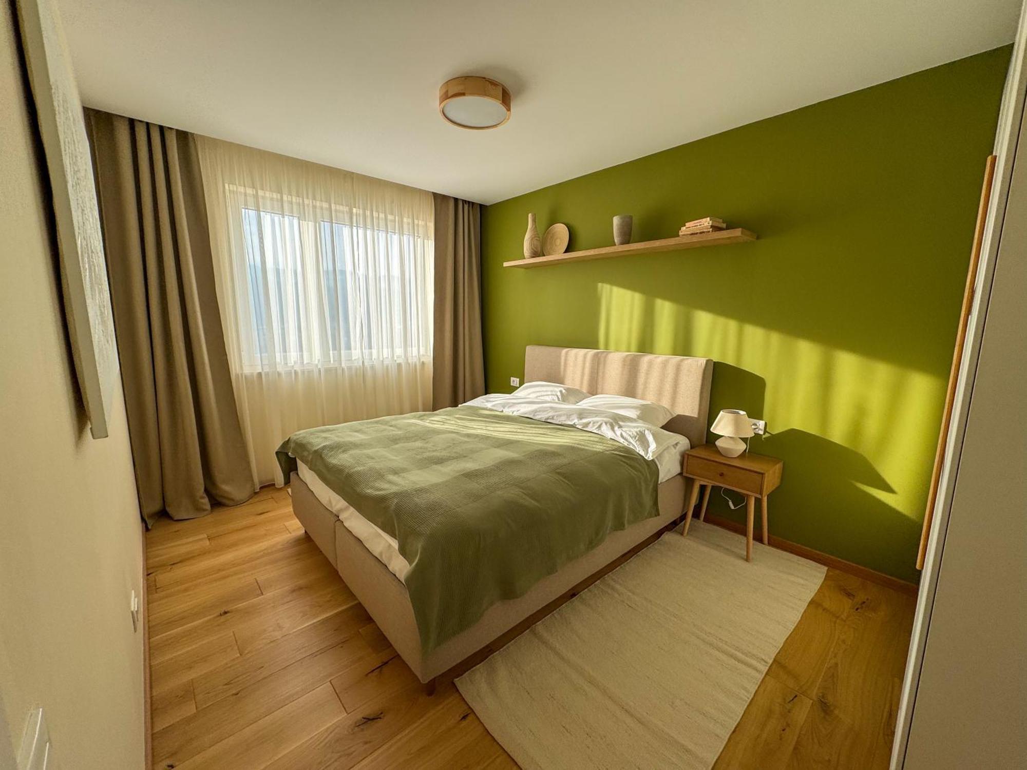 Cozy Elegant With Mountain Views & Parking Apartament Brașov