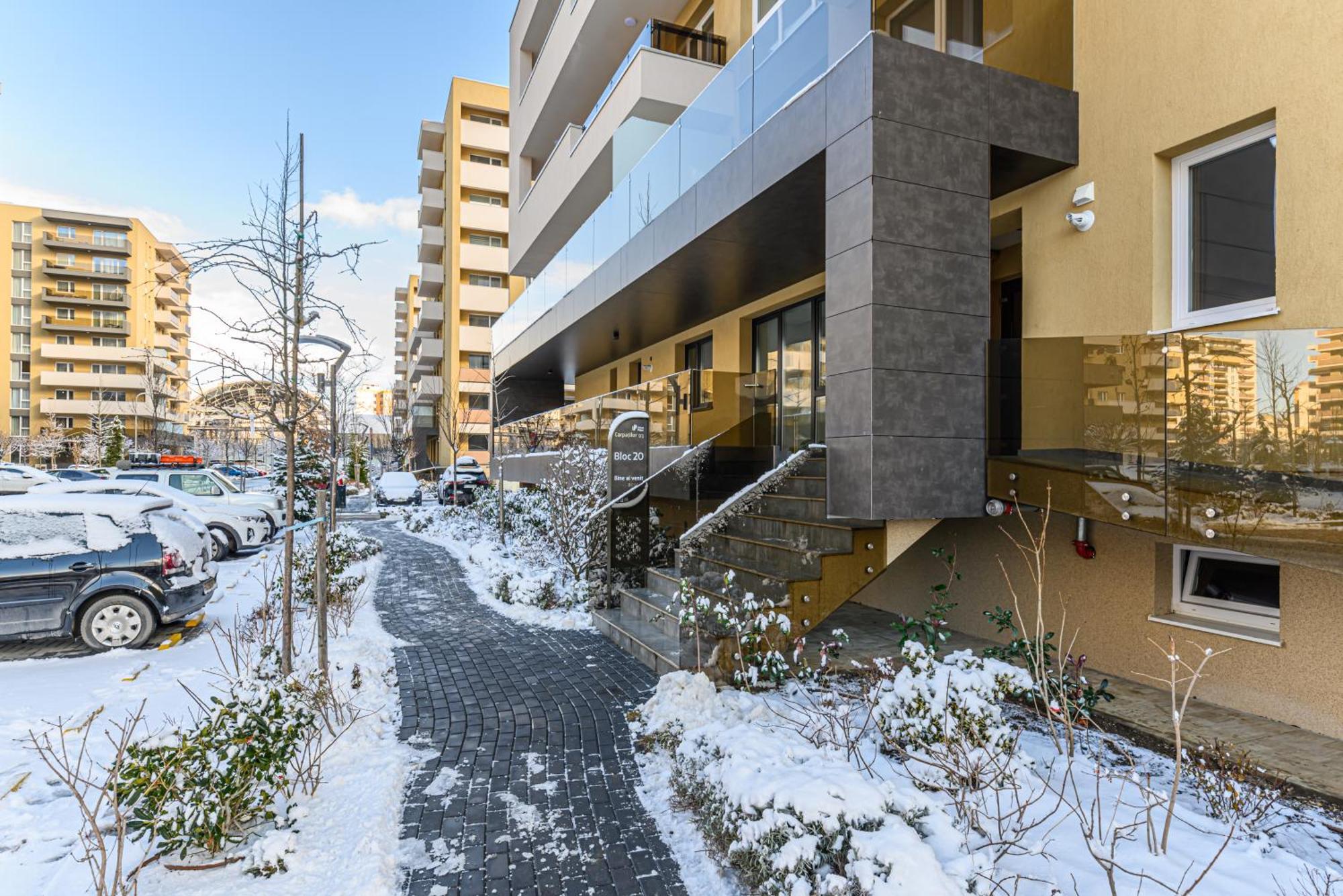 Apartament Cozy Elegant With Mountain Views & Parking Brașov