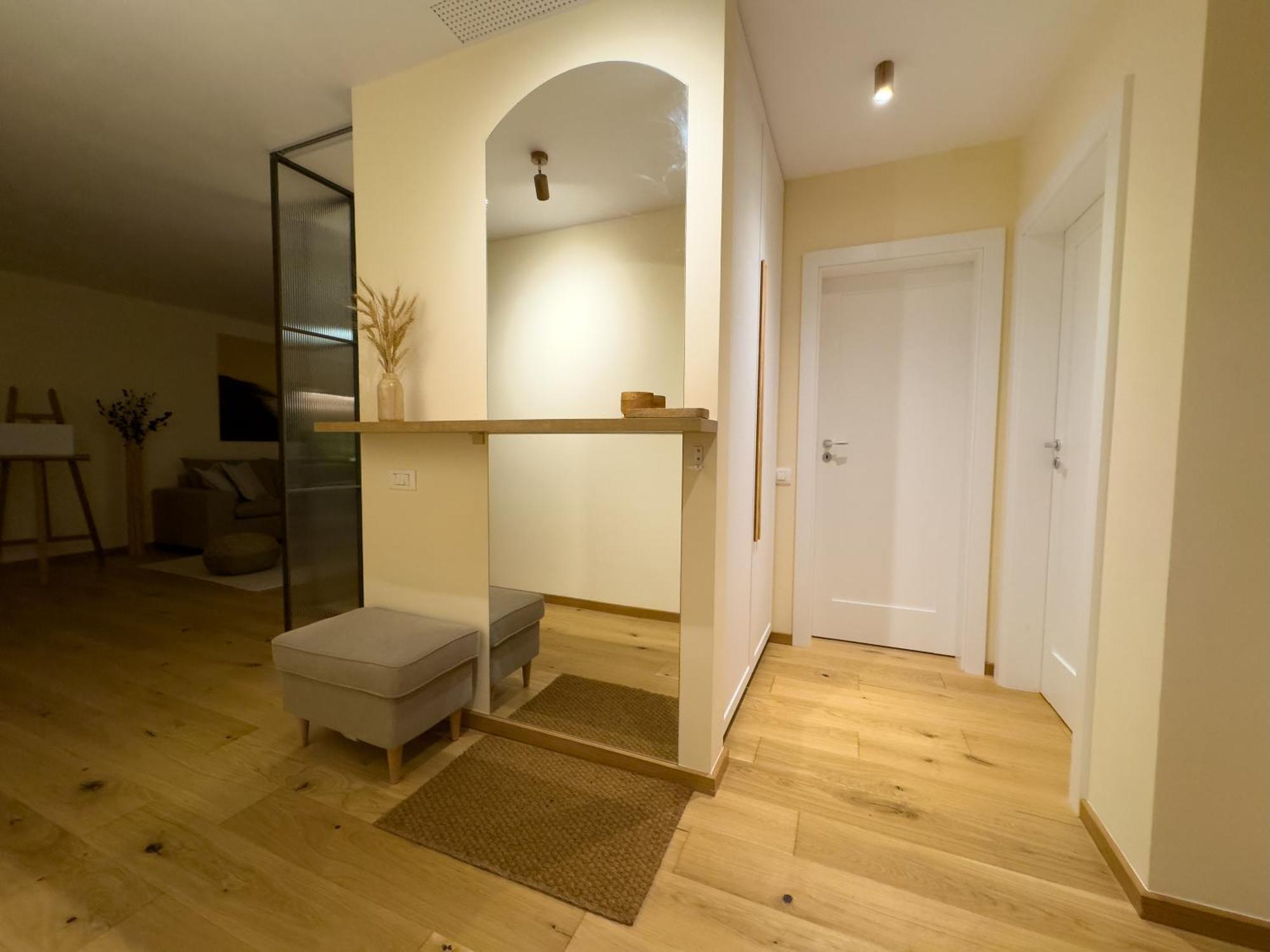 Apartament Cozy Elegant With Mountain Views & Parking Brașov